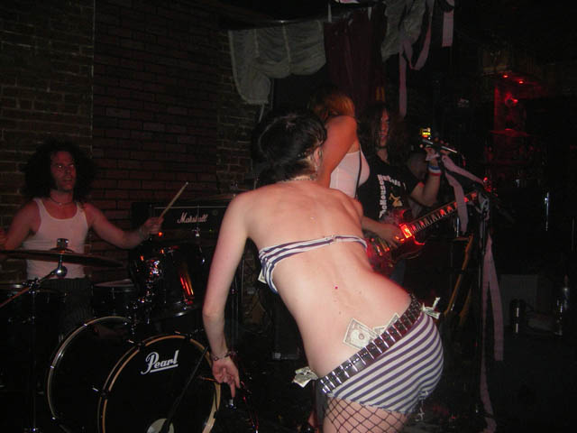 pervs_snitchIMGP1448