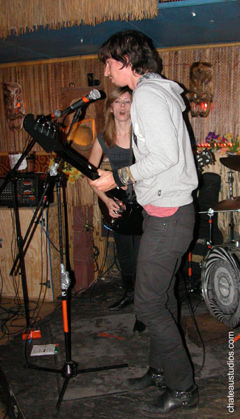 ottos_oct1407_16w