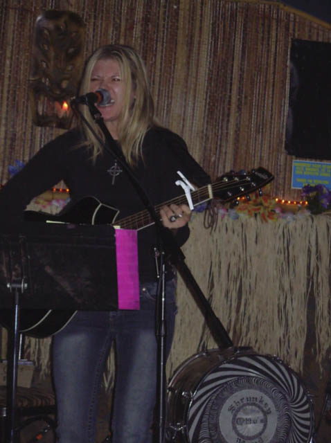 traci-001