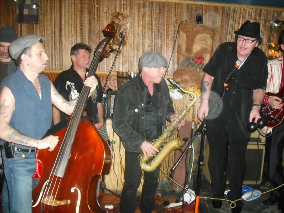 FIDDLES, STEVE MARSHALL, DANNY RAY and JOE KELLY.