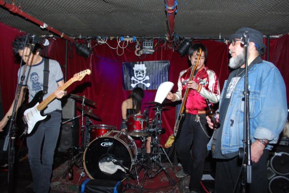 Mr. WOOD with THE UNDEAD.