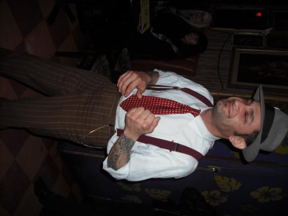 ANTONIO dancing.