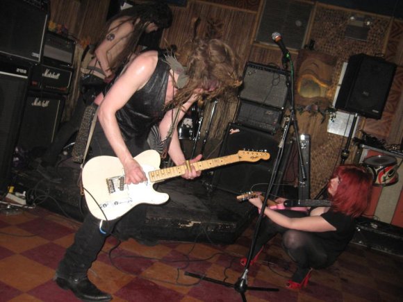 DAMIEN, PETE & AMANDA