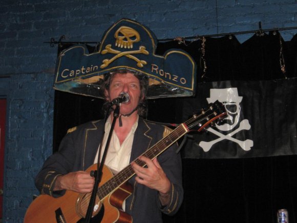 CAPTAIN RONZO