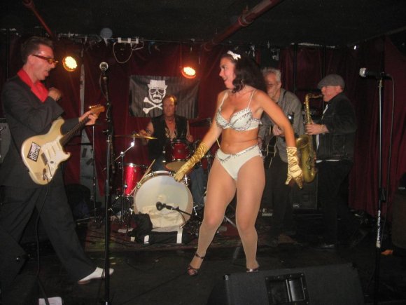 LUIGI BABE & ALL MOBBED UP/LUIGI BABE, BILL TELLO, BROOKLYN BABY DOLL, KEVIN SHAW and DANNY RAY