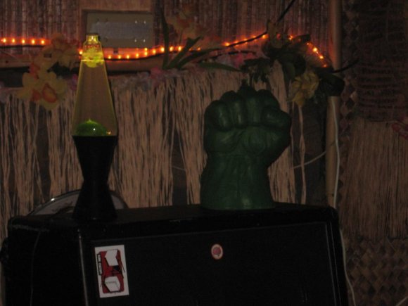 That's a lava lamp to the left of the other HULK fist.