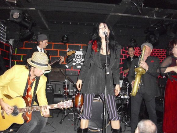 MAD JUANA