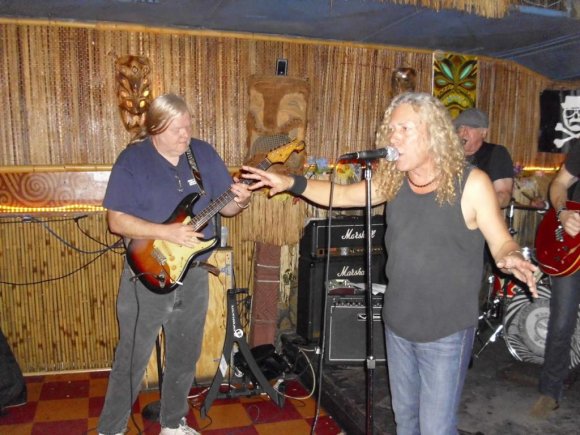 HUDSON DUSTERS/WILD BILL THOMPSON, JOHN COLLINS and DANNY RAY