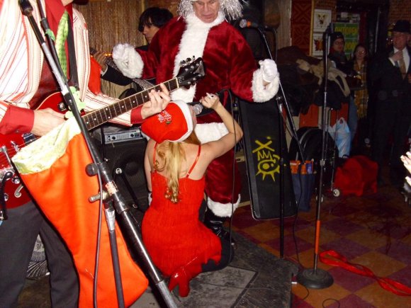 What's HILLARY doing to SANTA?