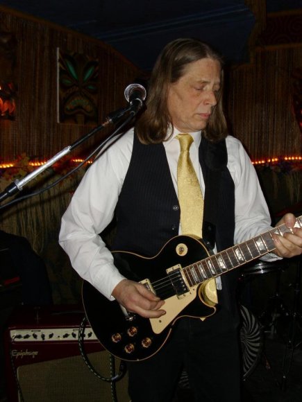 ROMAN & THE HEARD/BOBBY RADCLIFFE