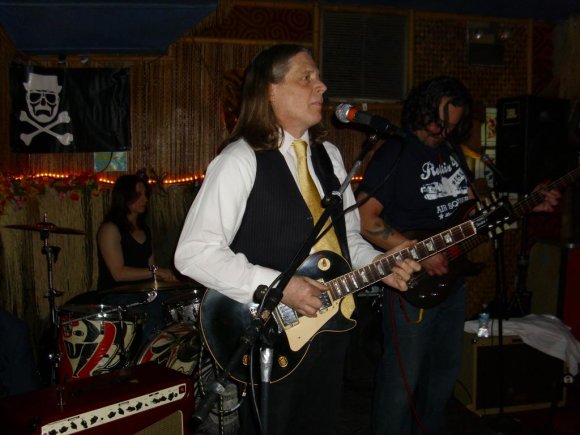 ROMAN & THE HEARD