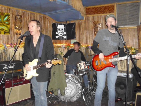 ZIGGY SHOCK/ZIGGY, JASON and CHRIS