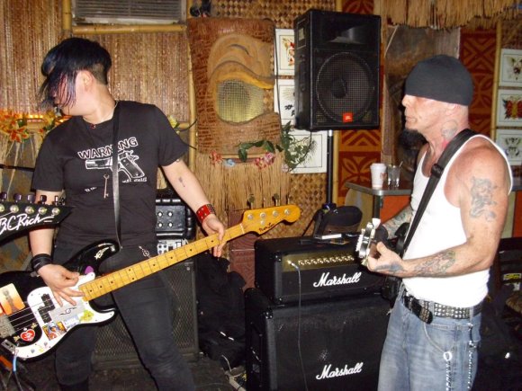 NON LEE (HIGH TEEN BOOGIE) and ROGER