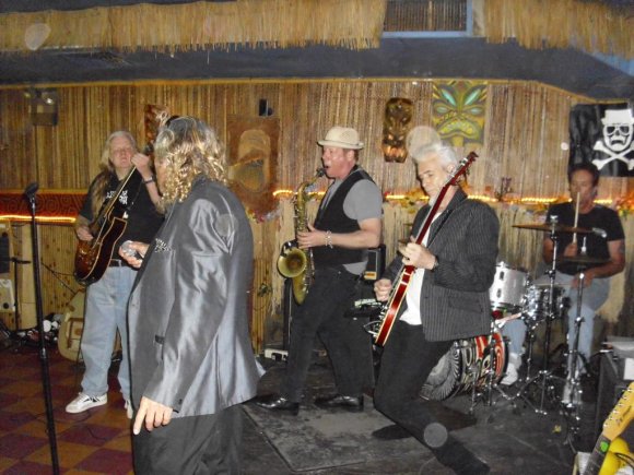 HUDSON DUSTERS/WILD BILL THOMPSON, JOHN COLLINS, DANNY RAY, KEVIN SHAW and BIG BILL TELLO