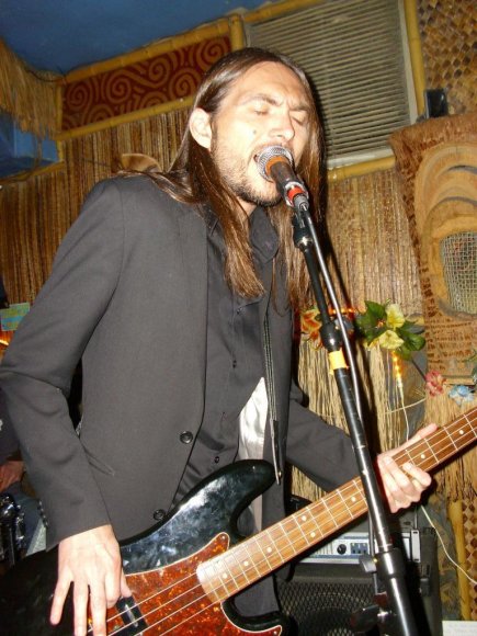 LOVE PIRATES/ROB