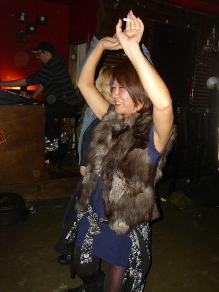 DJ NITRO has LUCKY and NAOKO dancing.