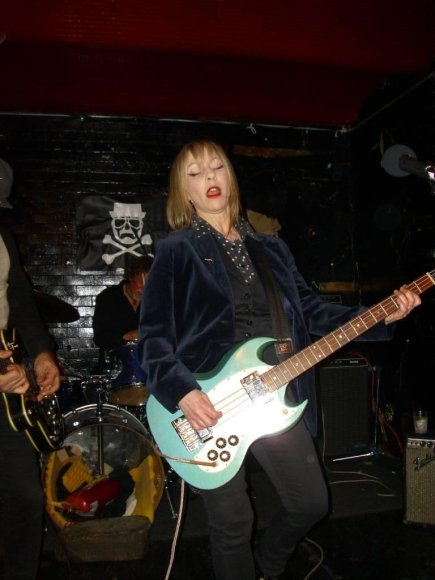 CYNTHIA ROSS