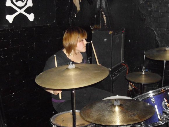 THE MESS/HANA (THE VIOLETS)