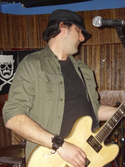 INGRID & THE DEFECTORS/YOAV (CHARM SCHOOL)
