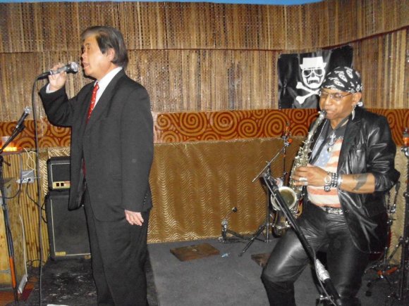 Mr. CHANG and RAVEN