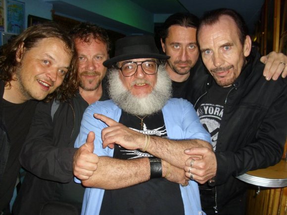 JARDA, PAVEL C, Mr. WOOD, PAVEL K and PHIL