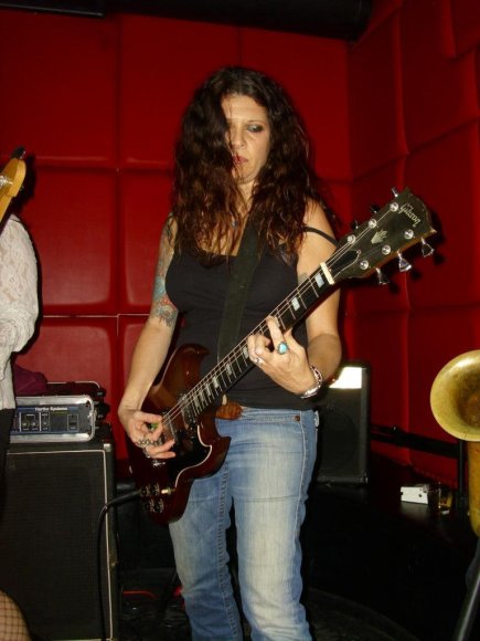 DAVA SHEWOLF also joins the SKIN & BONES ALL-STARS for a few tunes!