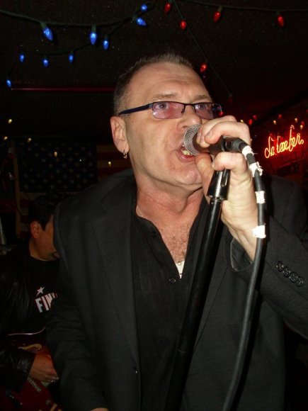 NYE "SOFA KING" WILDE JAM/JOEY KELLY