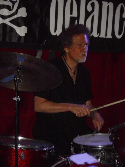 NEW YORK  JUNK/The "AMAZING" GARY