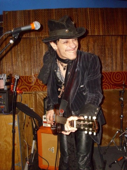 DANNY's DEVIL's BLUES/DANNY BIONDO (THE SLAGS, THE BLUES DEVILS, THE LOVE TRIBE ...)