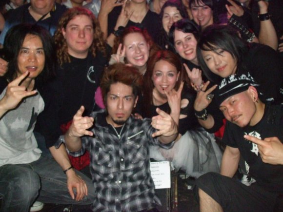 HEAD PHONES PRESIDENT with their fans!