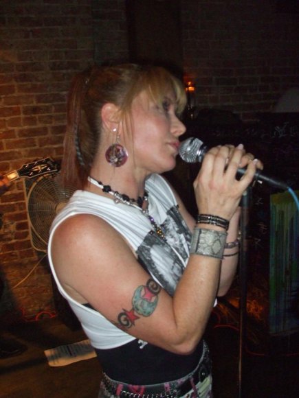 THE CYNZ/CYNDI DAWSON