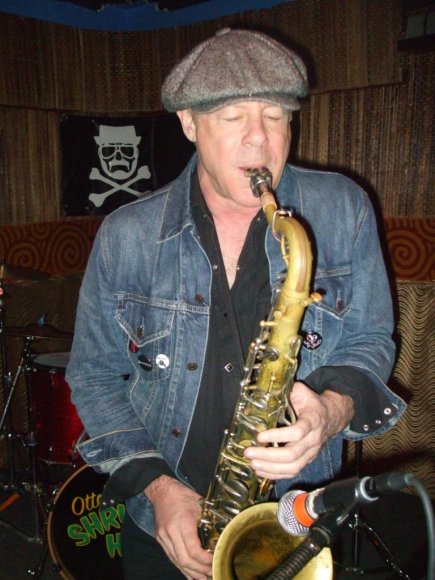 DANNY RAY jumps up and joins the insanity!