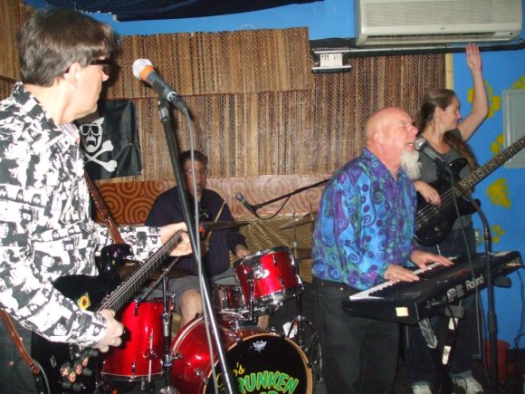 BILL POPP & THE TAPES
