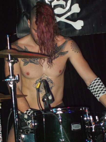 BARB WIRE DOLLS/KRASH