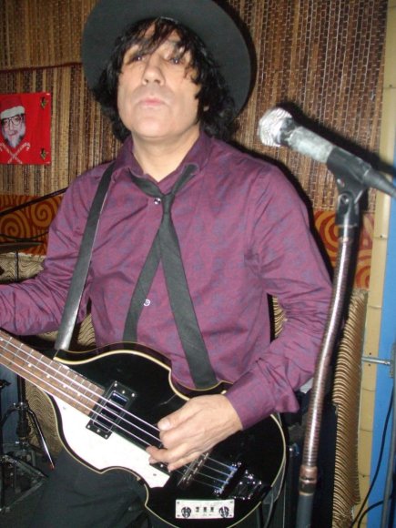 LOVE PIRATES/JOFF WILSON (BOWERY BOYS, KING BEE & THE STINGERS and ...)