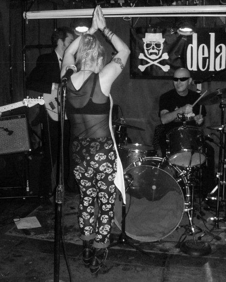 PATRICK watches LON watching as CYNDI does her 'I DREAM OF JEANNIE' pose!