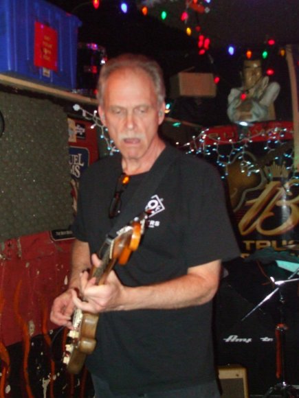 BLUE SHADOW DOGS/MAD DOG MIKE DEVITO