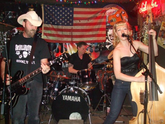 THE BLOODSHOTS/ BRIAN, BOBBY and LESLEY