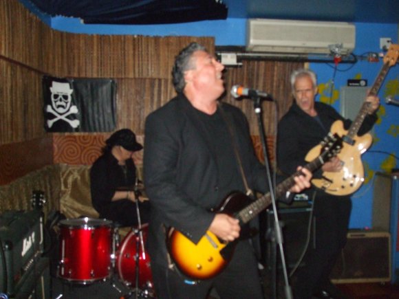 HIPP PIPPS/FRANKIE, MATT and KEVIN