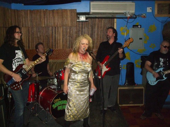 JENNIFER BLOWDRYER BAND/DAMIAN, GARY, JENNIFER, GEORGE and GEORGIE