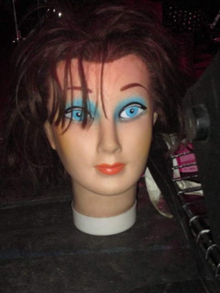There is ALWAYS HEAD to be found at a LICE show!