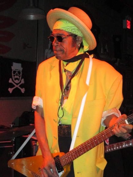 KING BEE & THE STINGERS/BUDDY BOWZER aka KING BEE (NY DOLLS, HEARTBREAKERS and...)