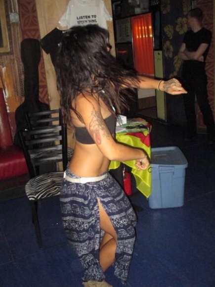 MARISSA - The BITCH'n'DUDES Merch Gal - dances as METAL JOHN looks away!