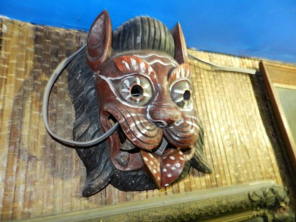 OTTO's TIKI GOD eating Electricity!