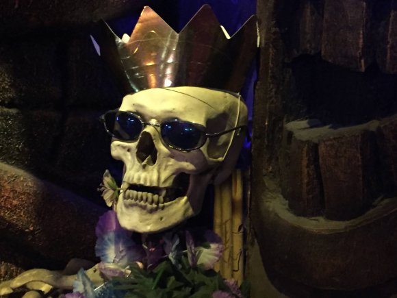 SKULL in the Front Window!