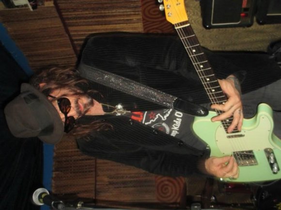 BAD AVOCADO/RONNIE WHEELER (MORA TAU, RED GRETCHEN and...)